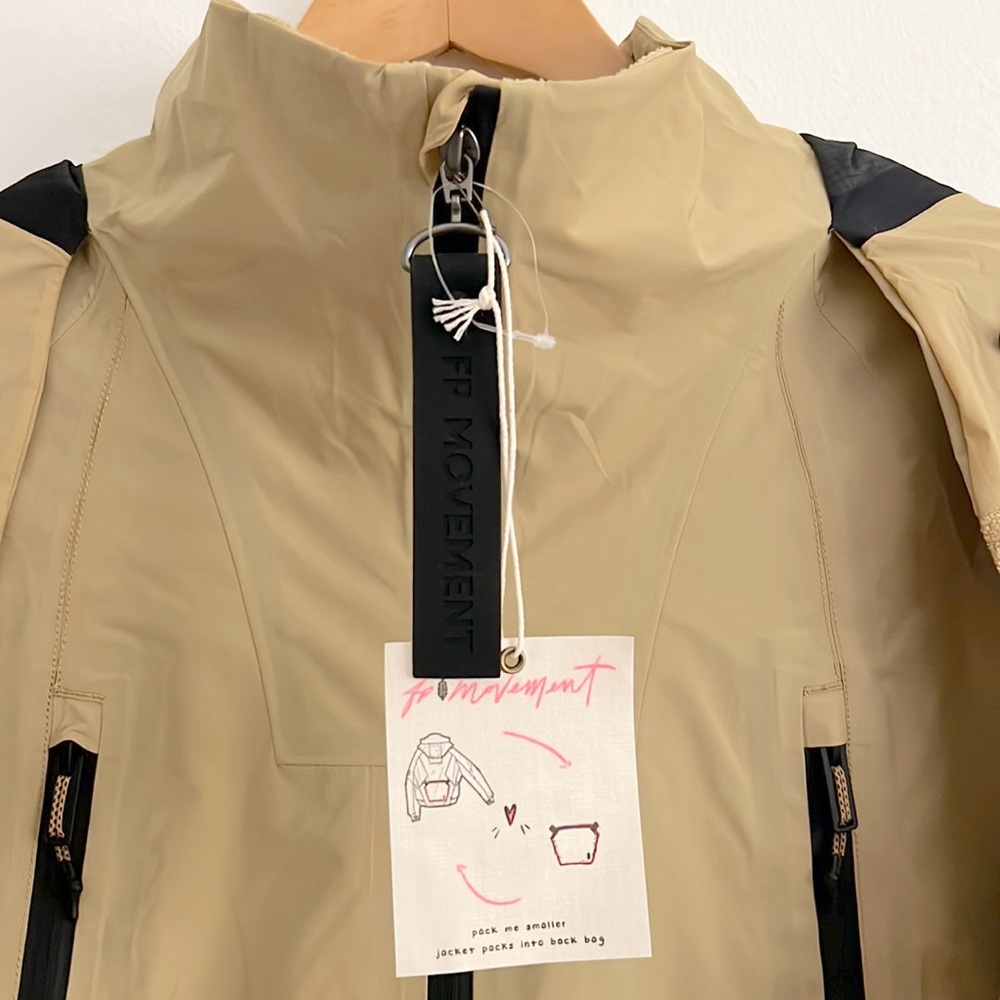 Free People FP Movement Zephyr Packable Ski Snowboard Shell Jacket NWT - Picture 7 of 14